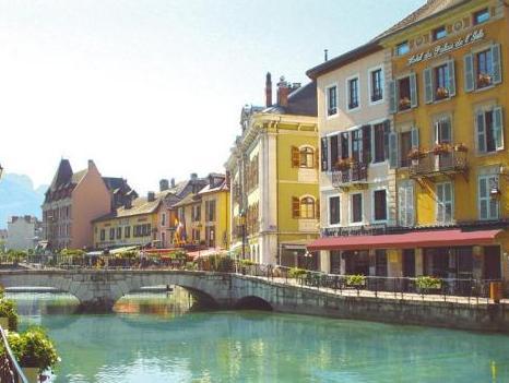 ホテル デュ パレ ドゥ リスル 写真