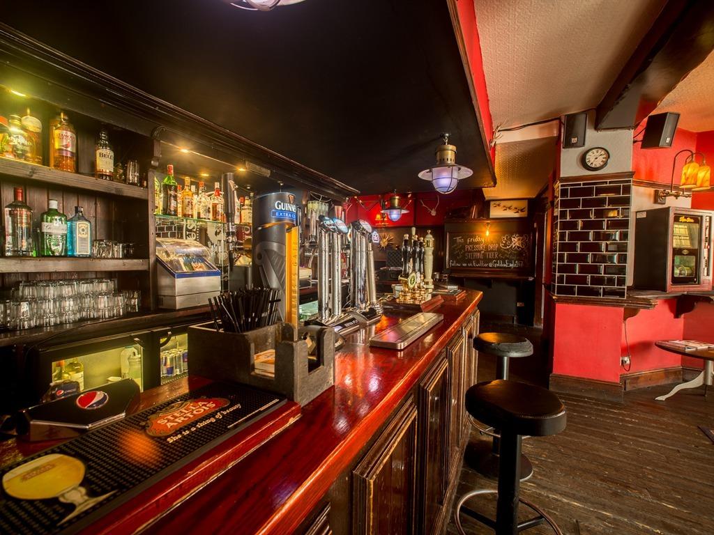 The Golden Eagle 写真