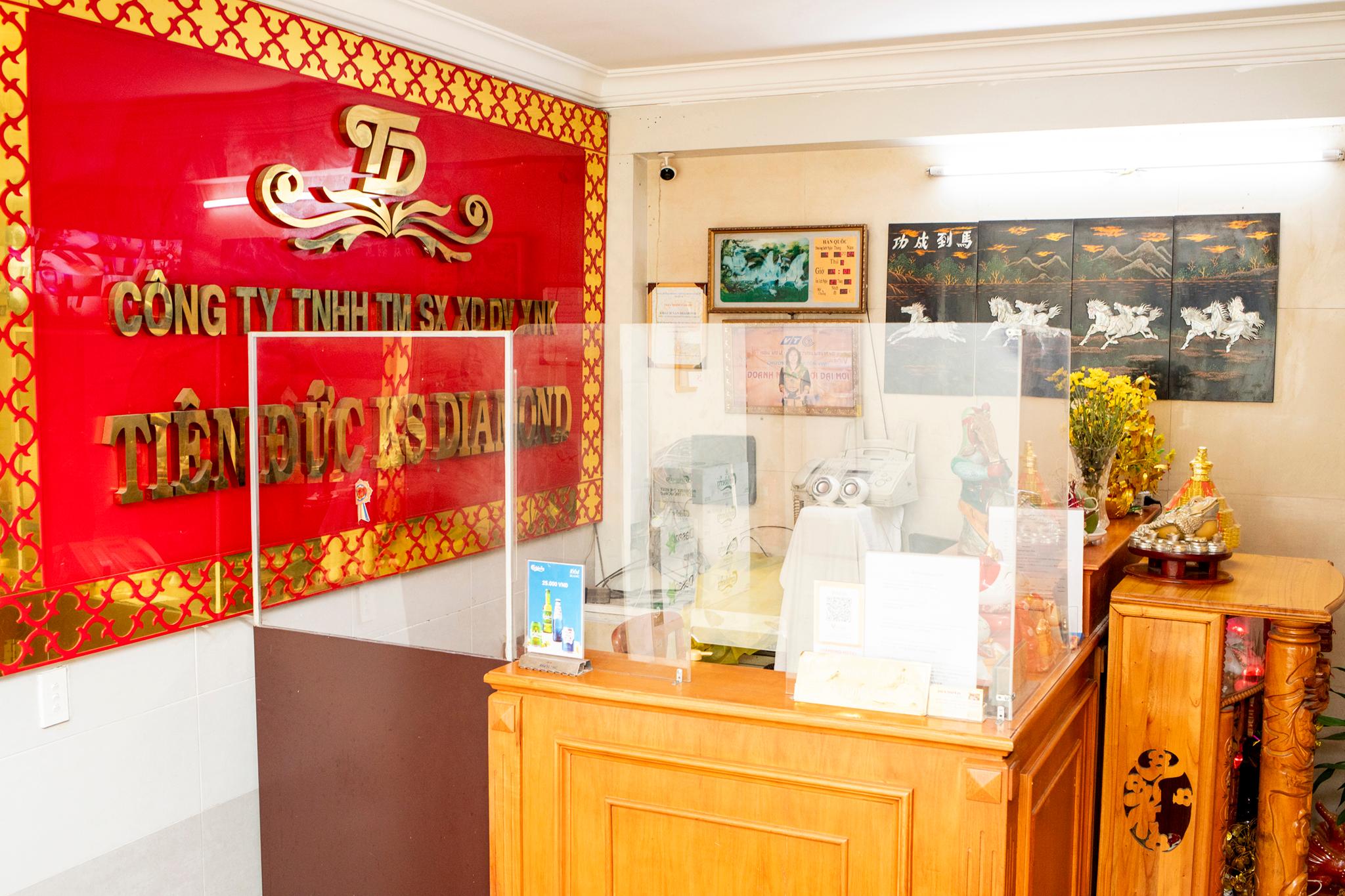 Diamond Hotel near Saigon Train 写真