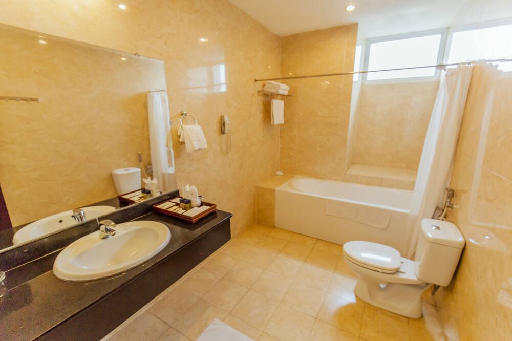 ティエン アン リバーサイド ホテル 写真