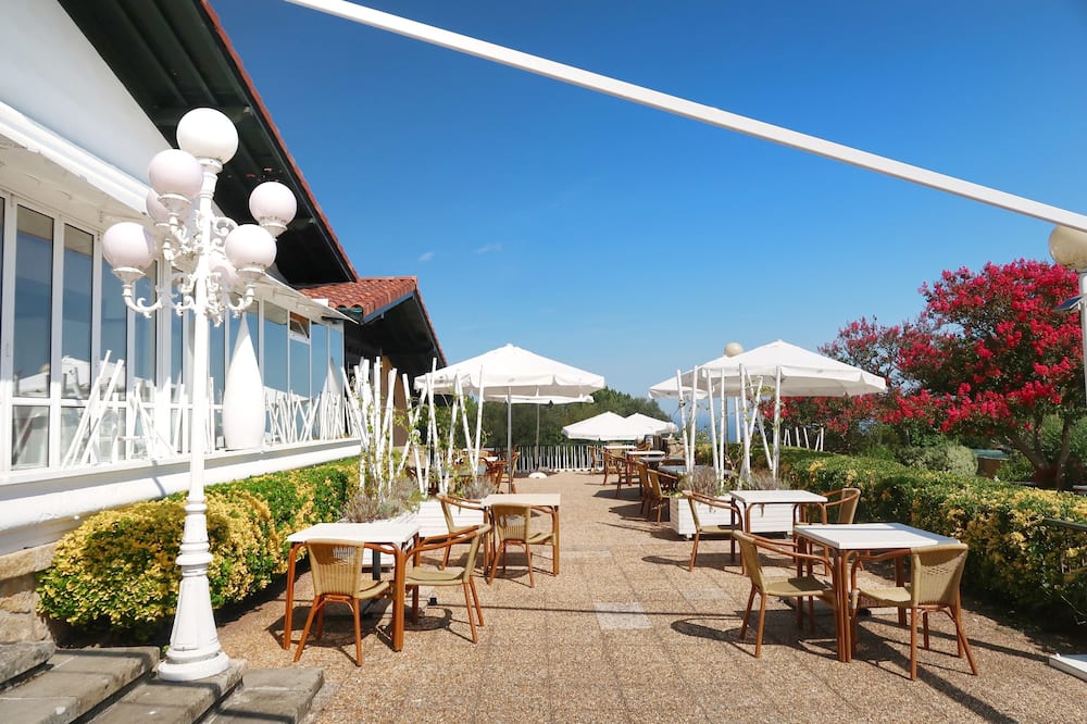 ホテル グダメンディ 写真