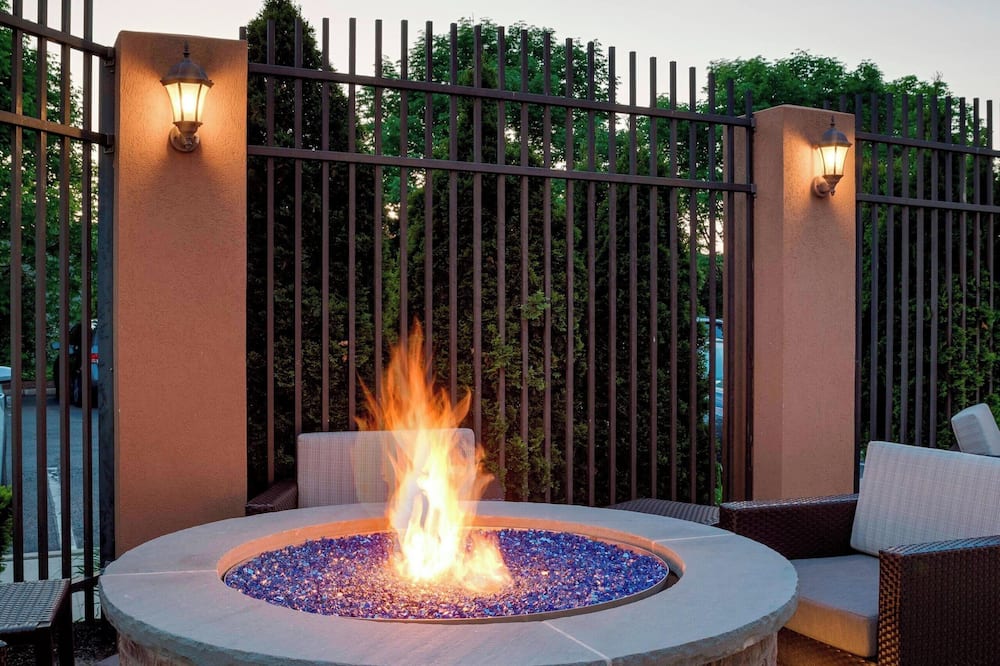 Courtyard by Marriott Cranbury South Brunswick 写真