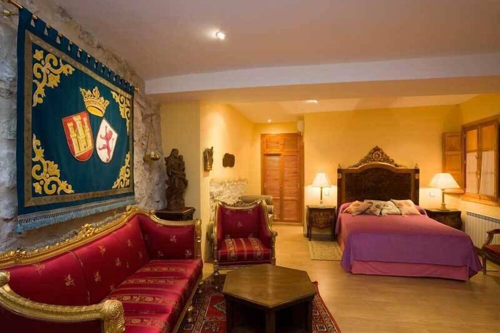 カスティージョ デ クリエル 写真