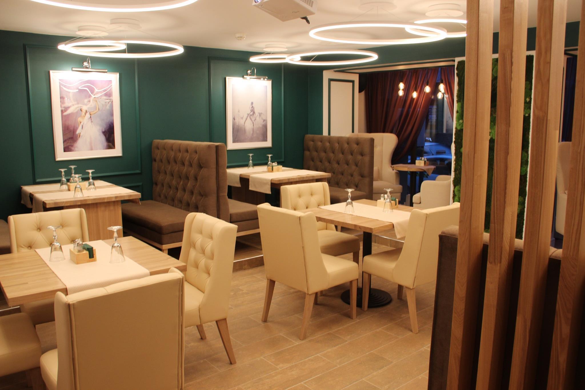 ゼムチャズィナ ホテル 写真