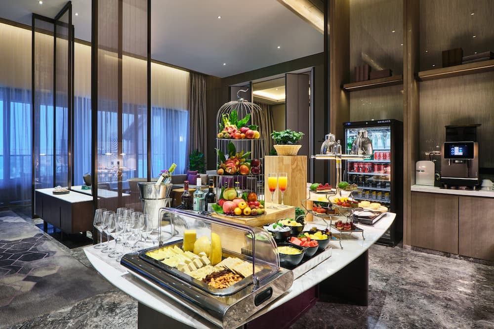 クラウン プラザ 無錫 レイク ビュー by IHG (無錫融皇創皇冠假日酒店) 写真