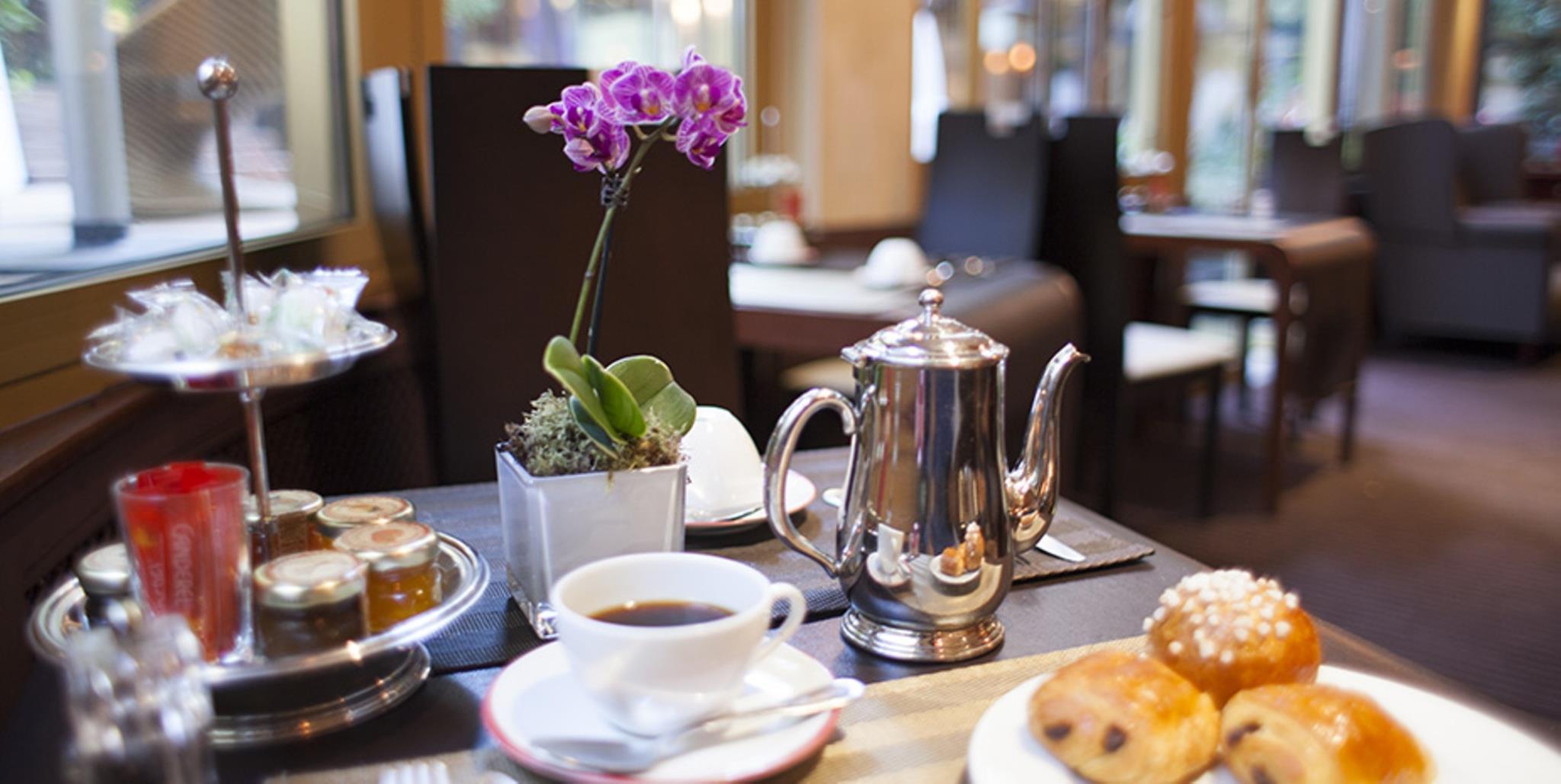 アタラ ホテル シャンゼリゼ ソンダー 写真