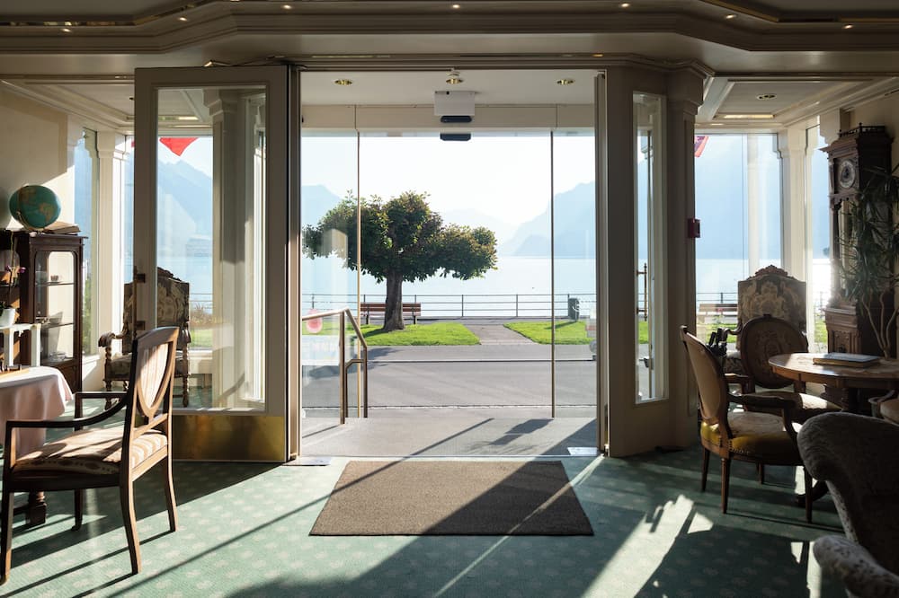 ザイラー アウ ラック 写真