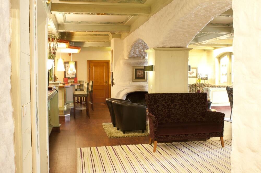 アルペンホテル チレルホフ 写真