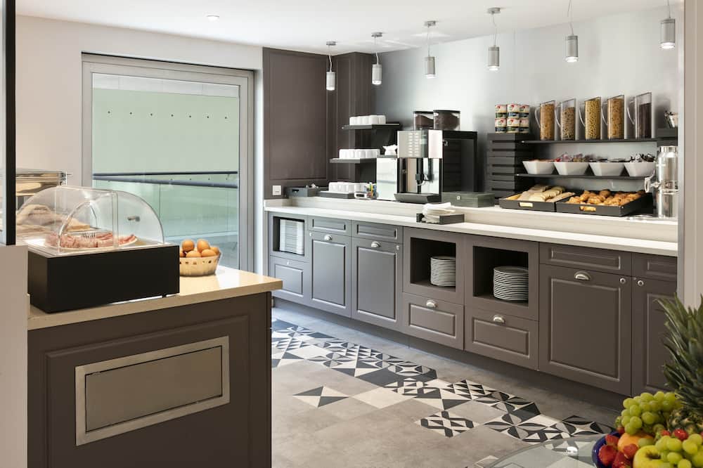 シタディーヌ プラス ディタリー パリ 写真