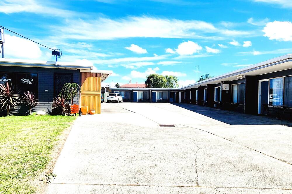 アドメラ モーテル 写真