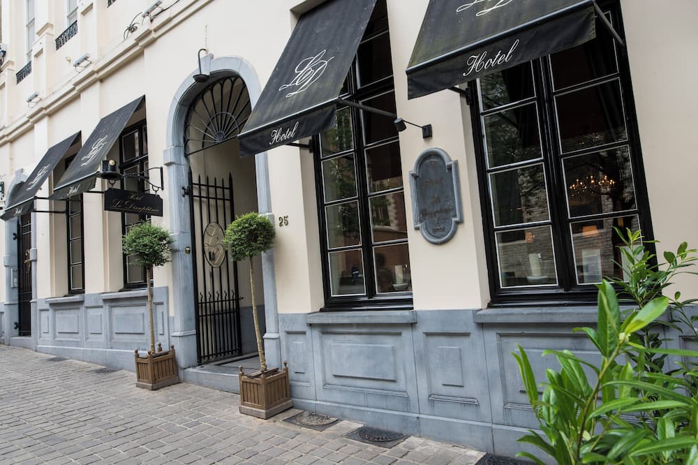 ホテル ル ディクセプティーム 写真