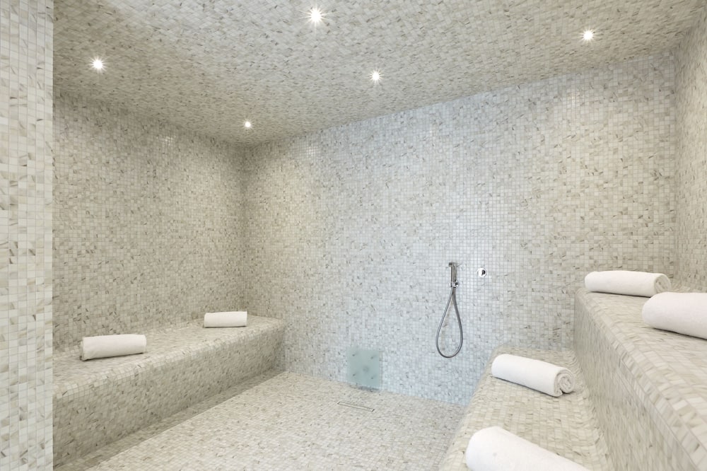 ホテル レジーナ ルーブル 写真