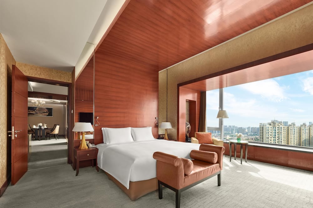 ヒルトン ヘフェイ 写真