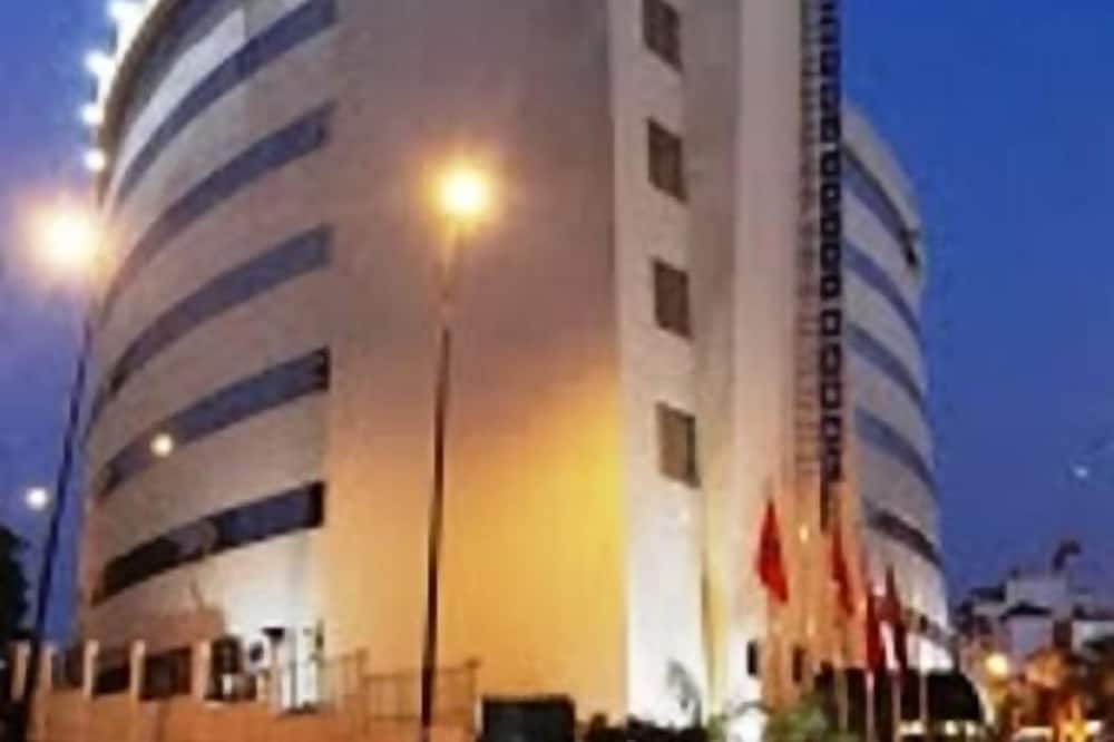 ホテル ラバト 写真