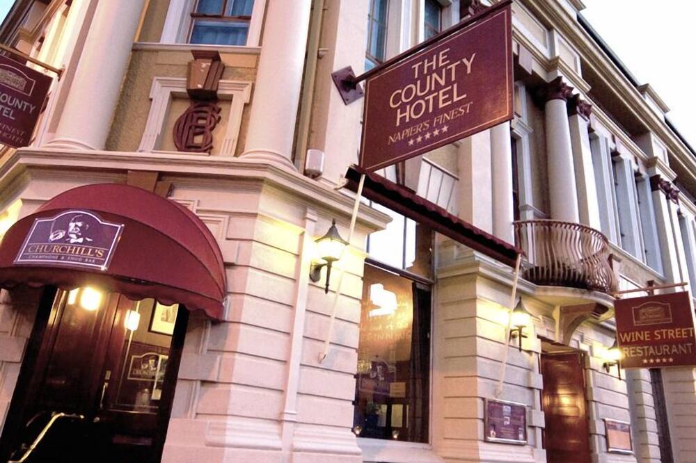 The County Hotel 写真