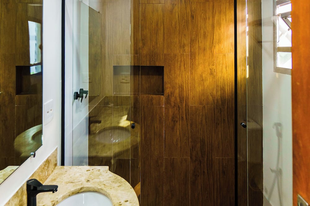 カリヨン プラザ ホテル 写真