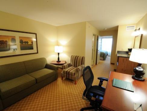 カントリー イン & スイーツ バイ ラディソン ピオリア ノース イリノイ 写真