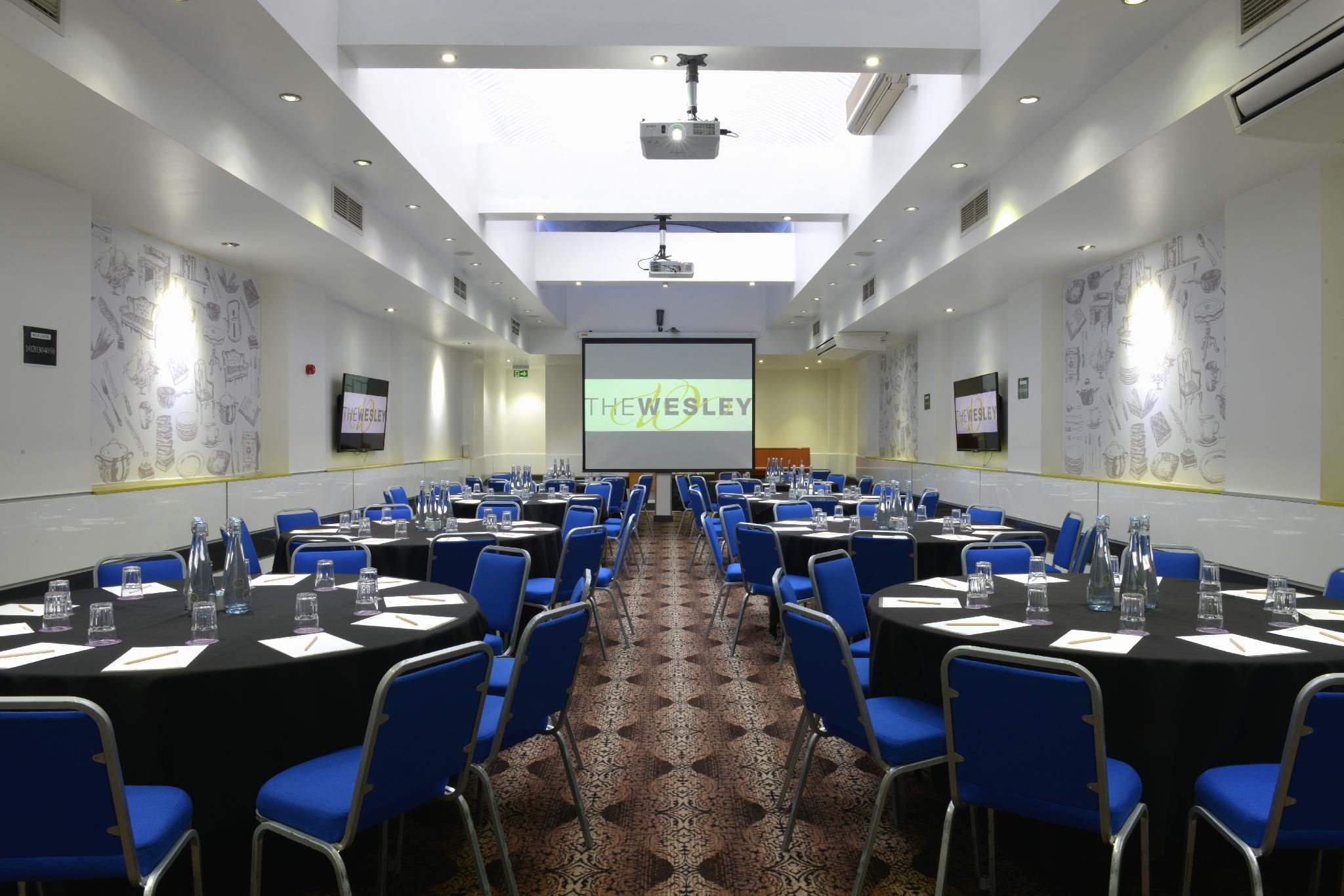 ザ ウェズリー ユーストン 写真