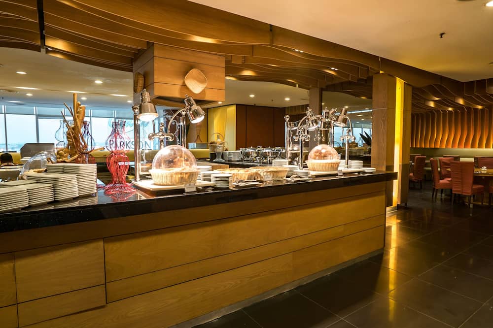 ザ クラガン リージェンシー ホテル 写真