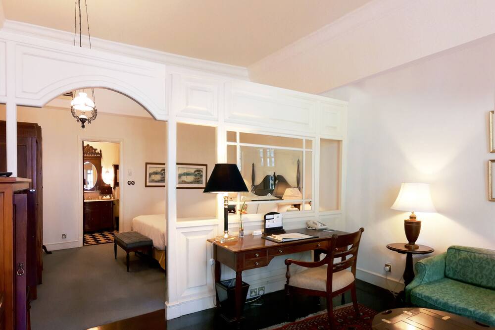 ホテル マジャパヒット スラバヤ Mギャラリー 写真