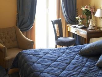 ホテル ウエスト エンド プロムナード デ ザングレ 写真