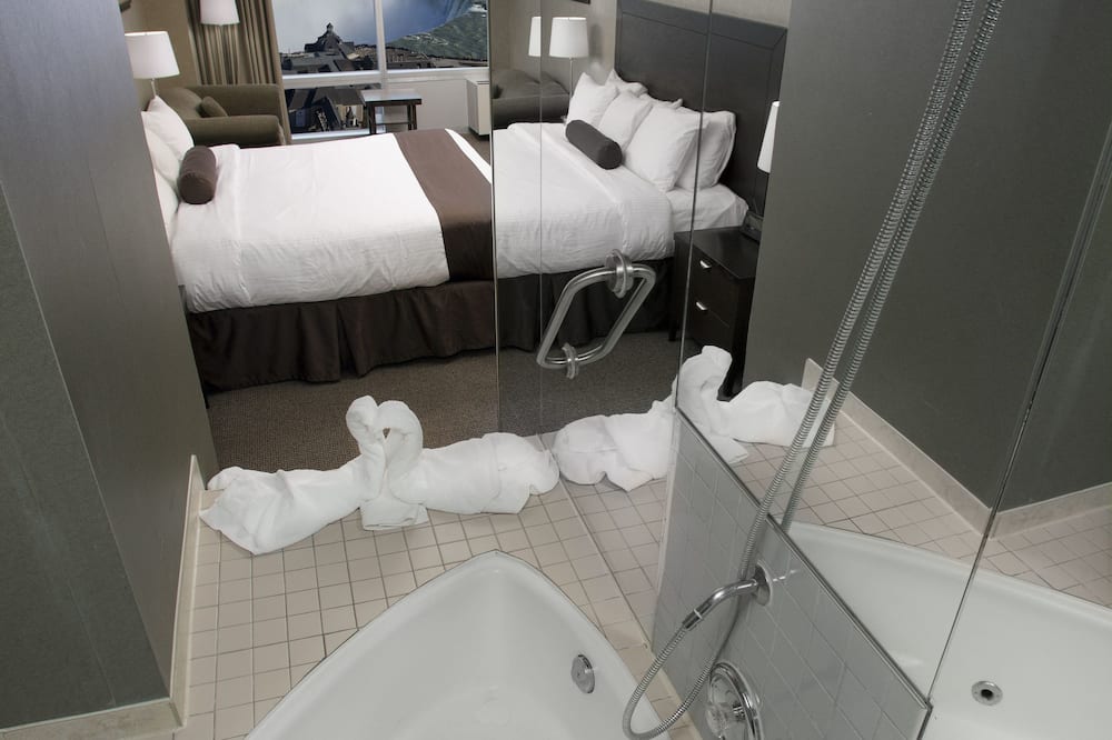 ザ オークス ホテル オーバールッキング ザ フォールズ 写真