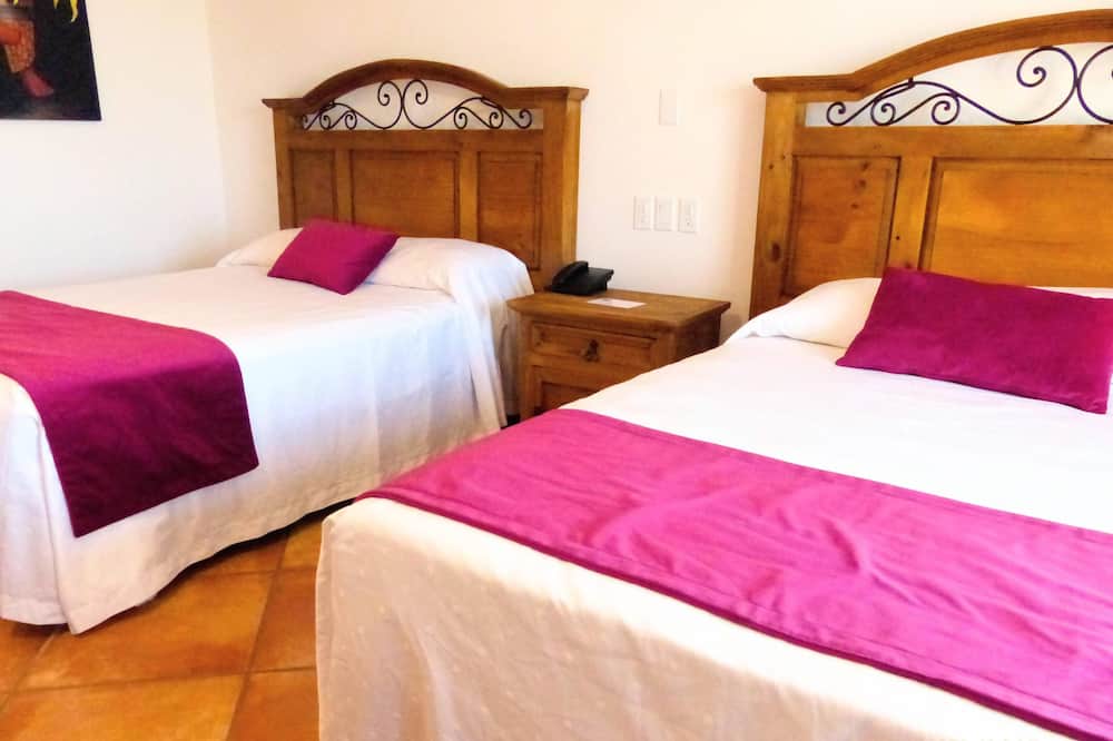 Hotel Hacienda Bugambilias 写真