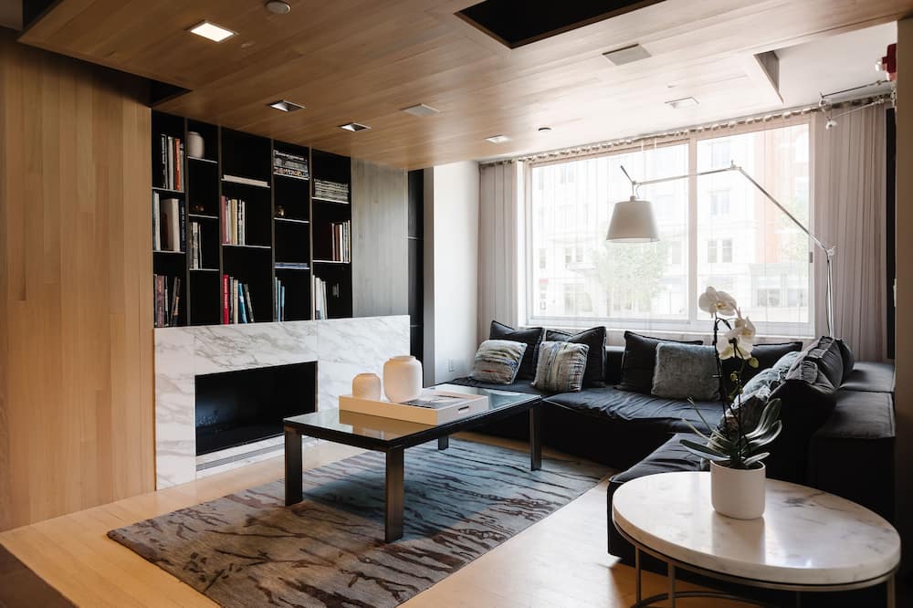 2500 Penn, a Placemakr Experience 写真