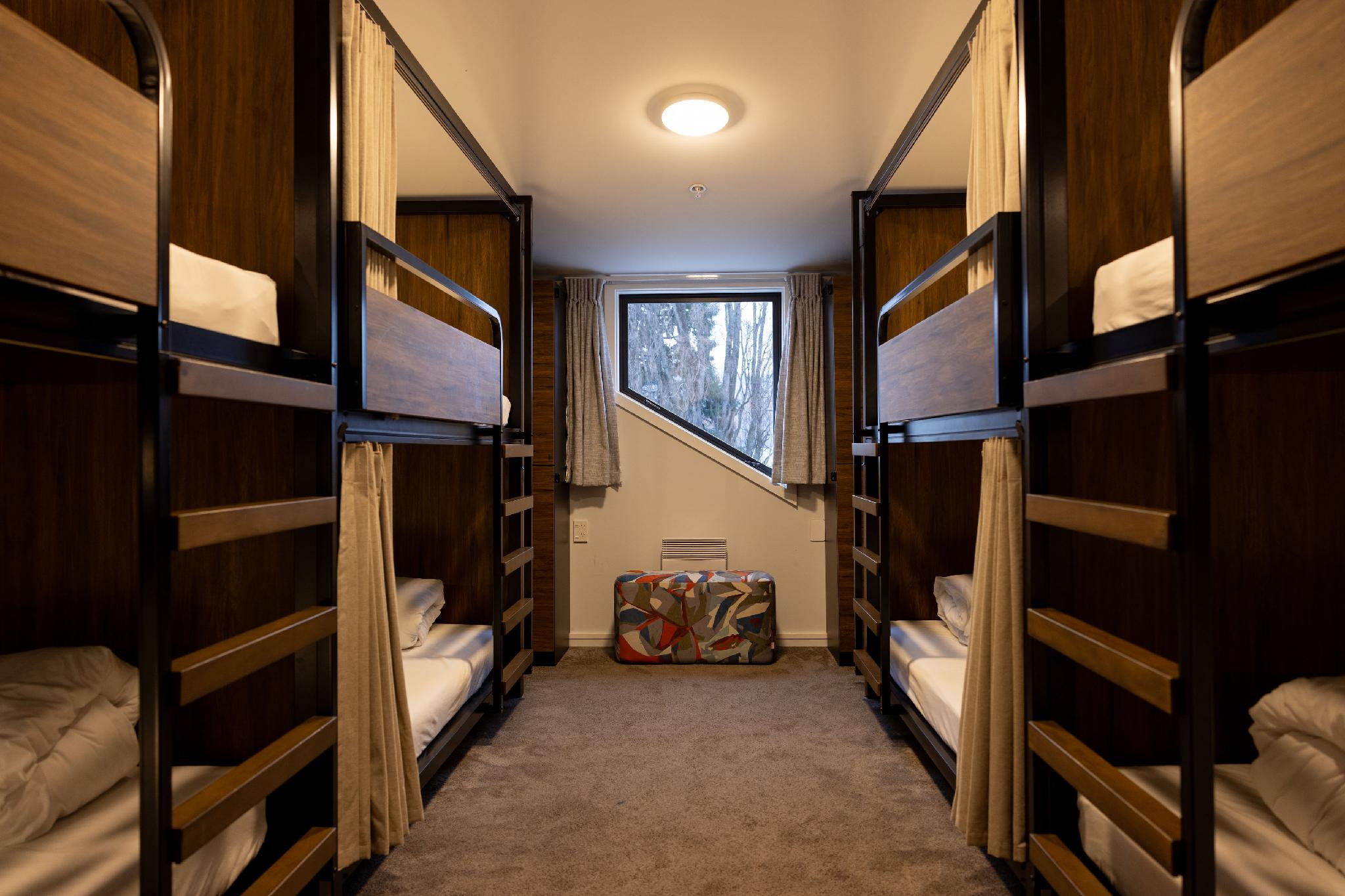 ハカ ハウス クイーンズタウン レイクフロント 写真