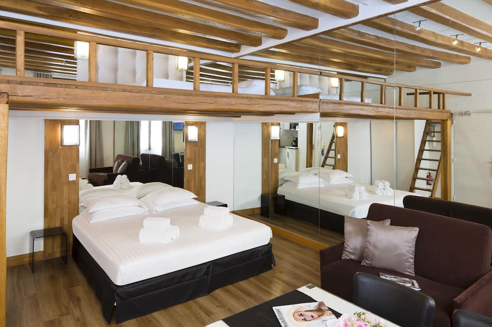 ホテル ドュ リオン ドール ルーブル 写真