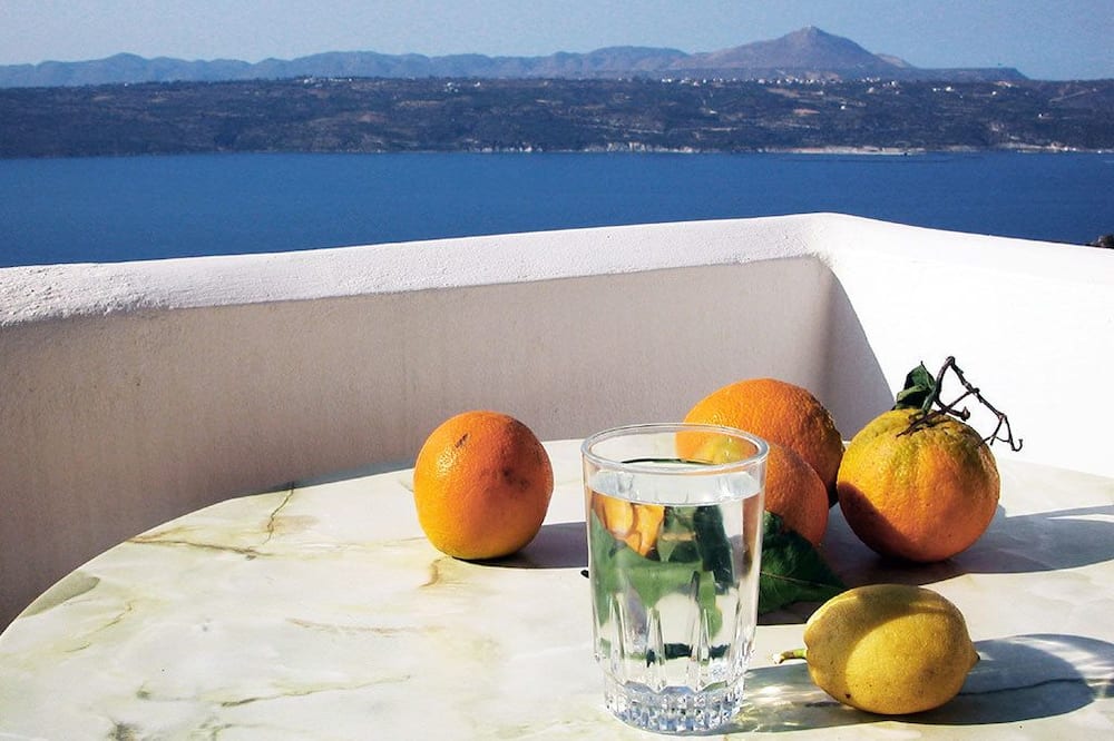 アレティ ホテル 写真