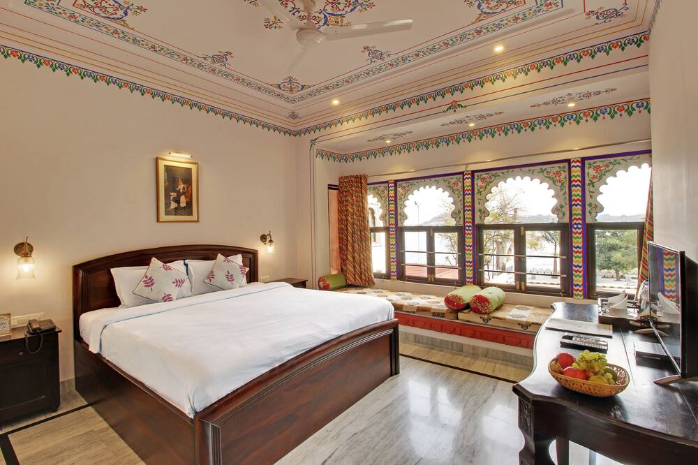 Panna Vilas - A Lake Facing Boutique Hotel 写真