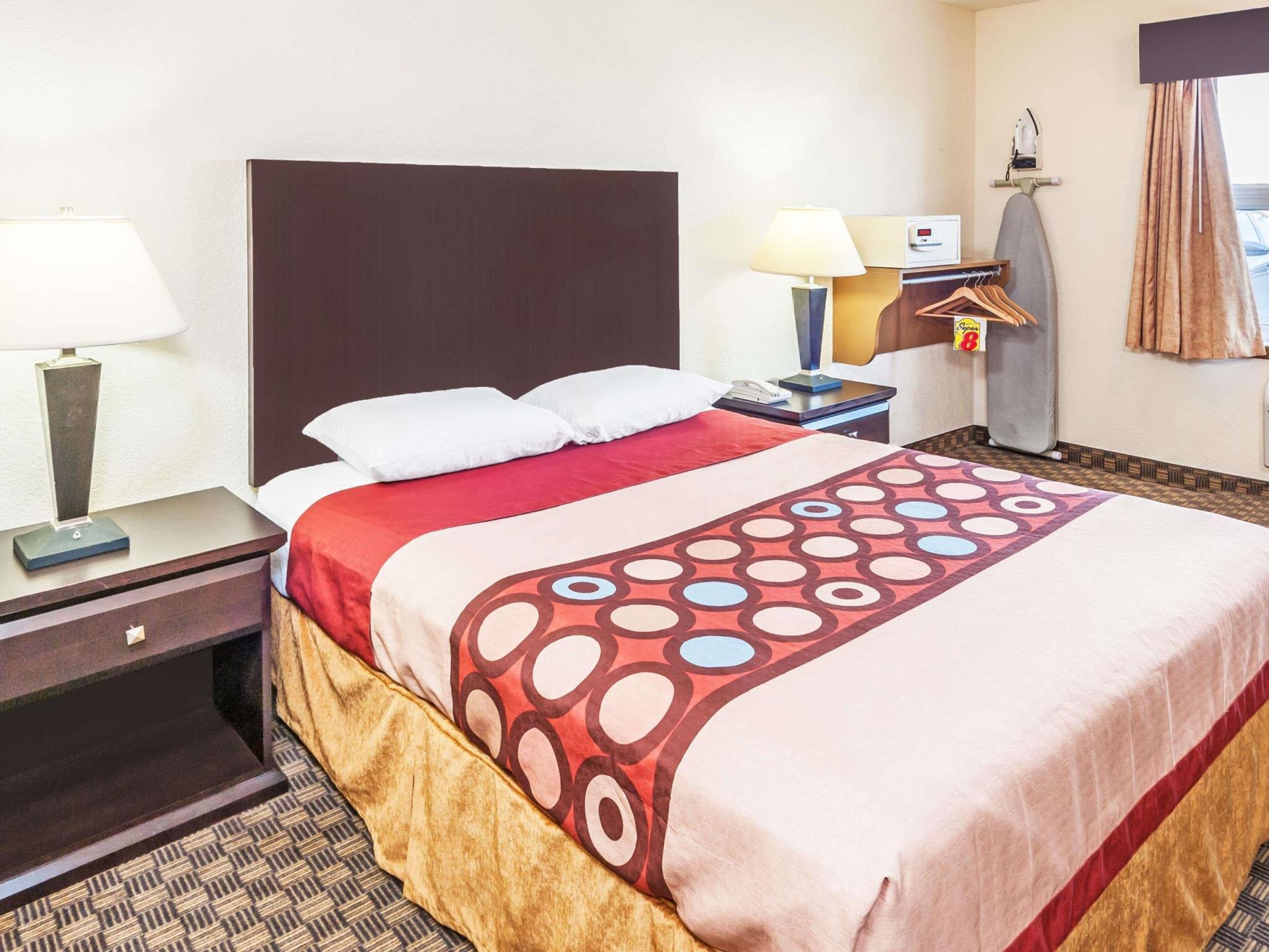 スーパー 8 バイ ウィンダム カルガリー / エアポート 写真