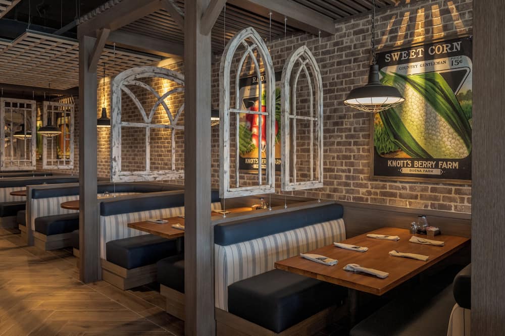 ナッツ ベリー ファーム ホテル 写真