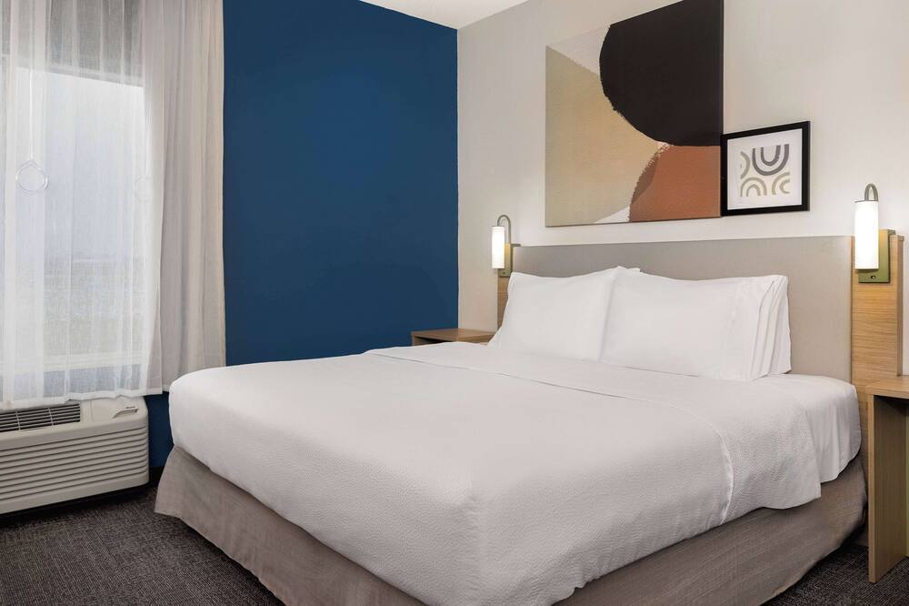 スパーク バイ ヒルトン エバンズビル イースト, IN 写真