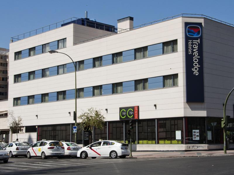 ホテル トラベロッジ トレラグナ 写真