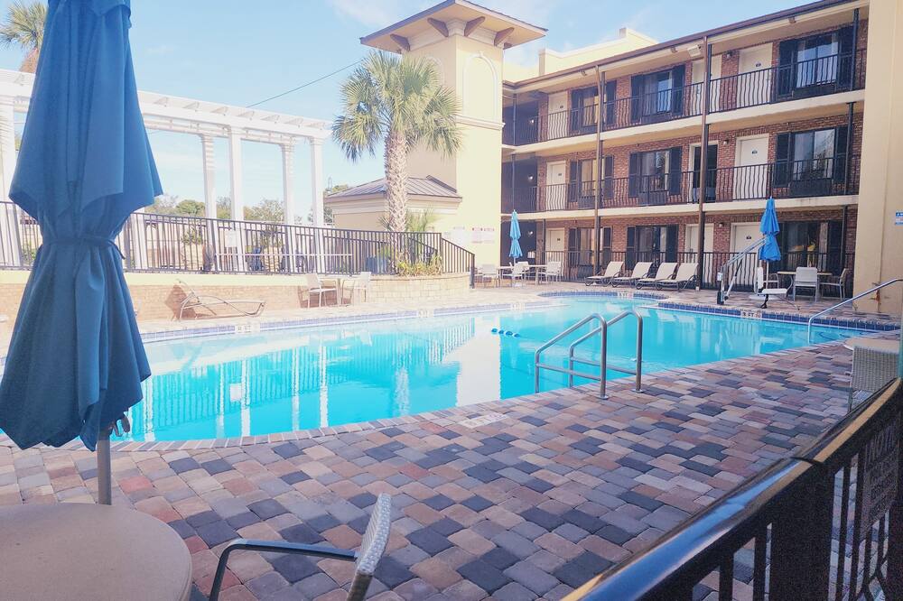 デイズ イン バイ ウィンダム ペンサコラ - ヒストリック ダウンタウン 写真