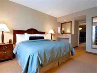 エンバシー スイーツ バイ ヒルトン ピスカタウェイ ソマセット 写真