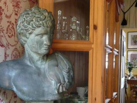 Britannia House 写真