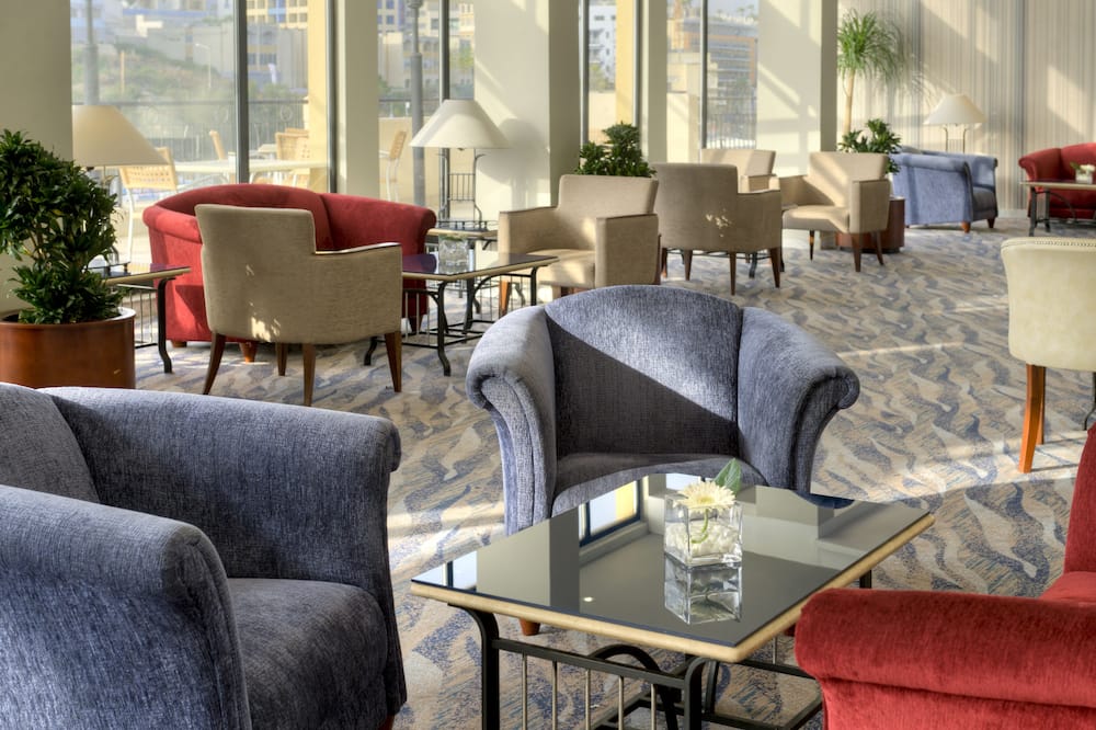 ヴェルディ セント ジョージズ ベイ マリーナ 写真