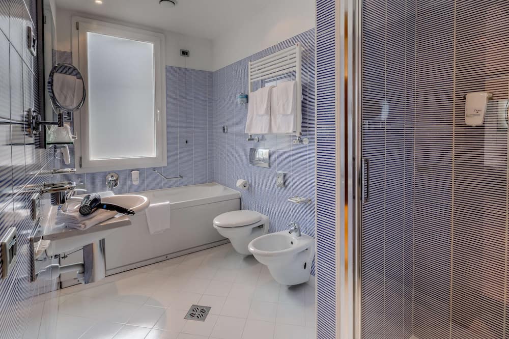 ベスト ウエスタン プラス ホテル ボローニャ 写真