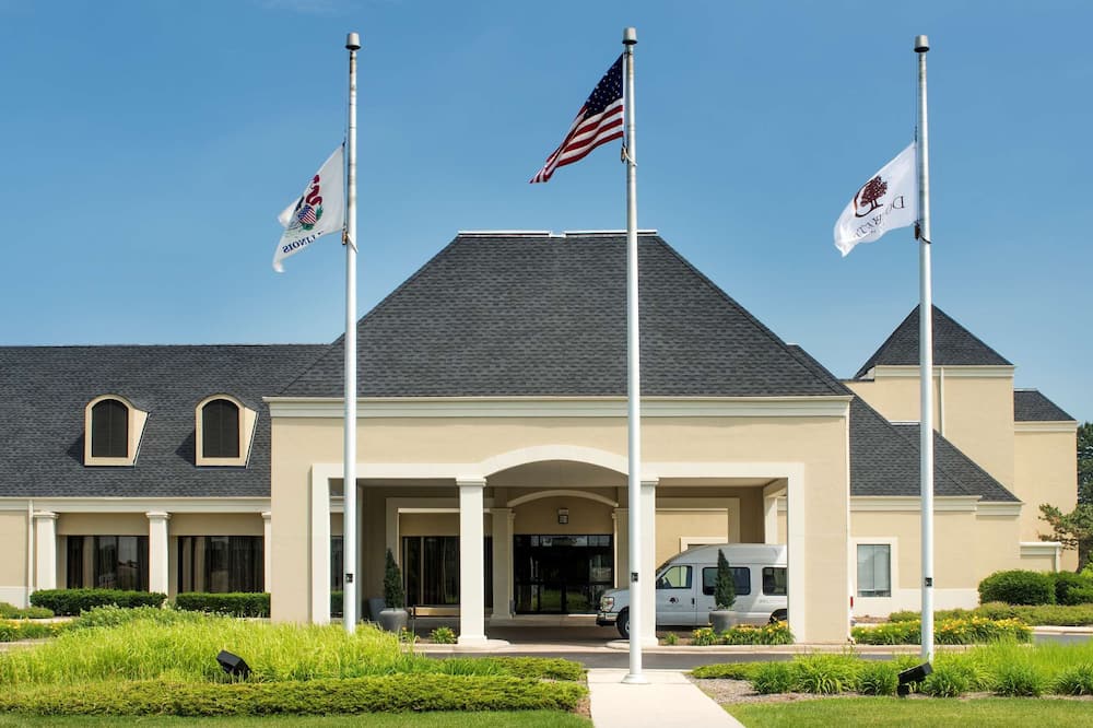 ダブルツリー バイ ヒルトン シカゴ ウッドデール エルクグローブ 写真