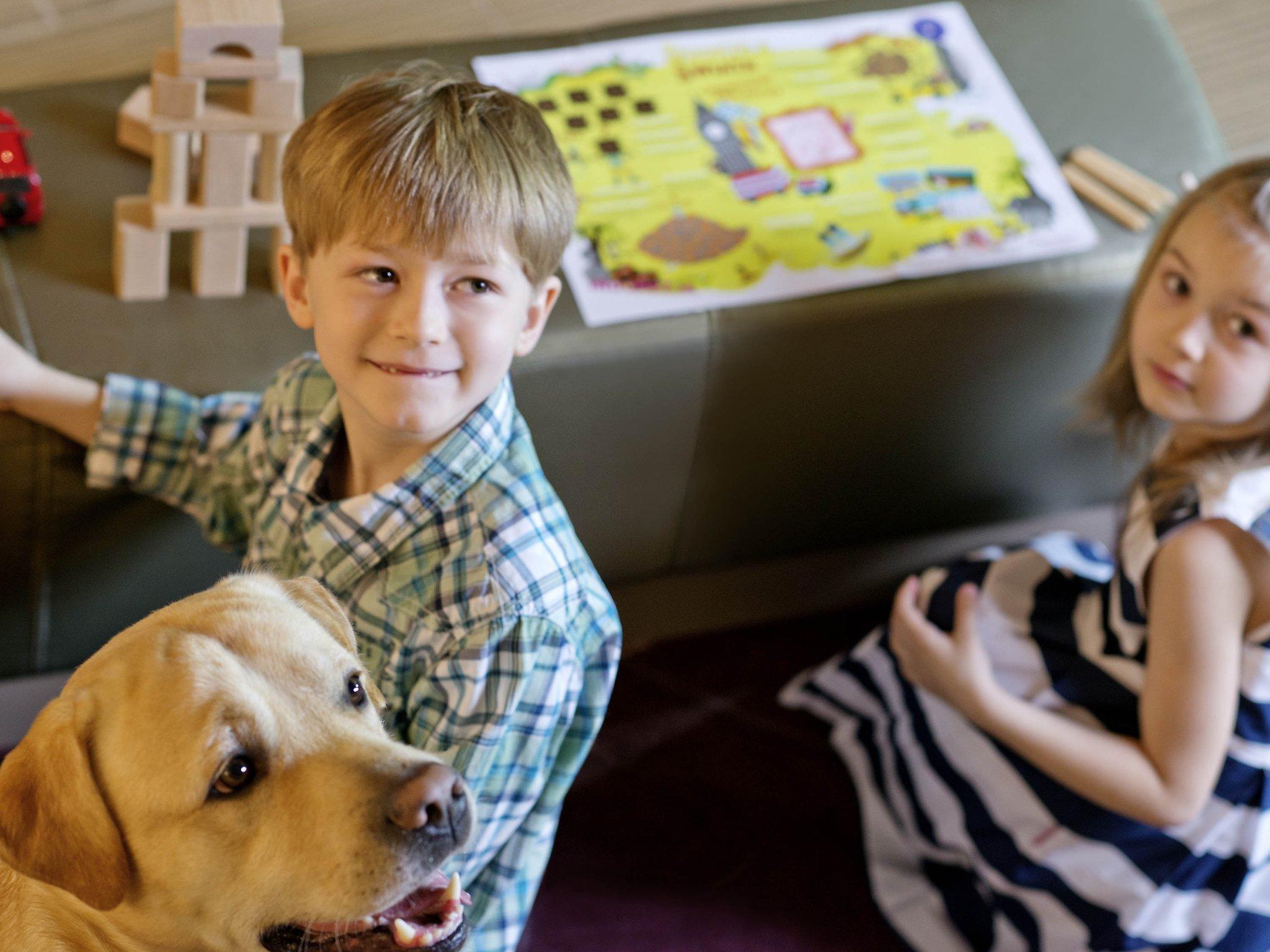 ノボテル ロンドン タワー ブリッジ 写真