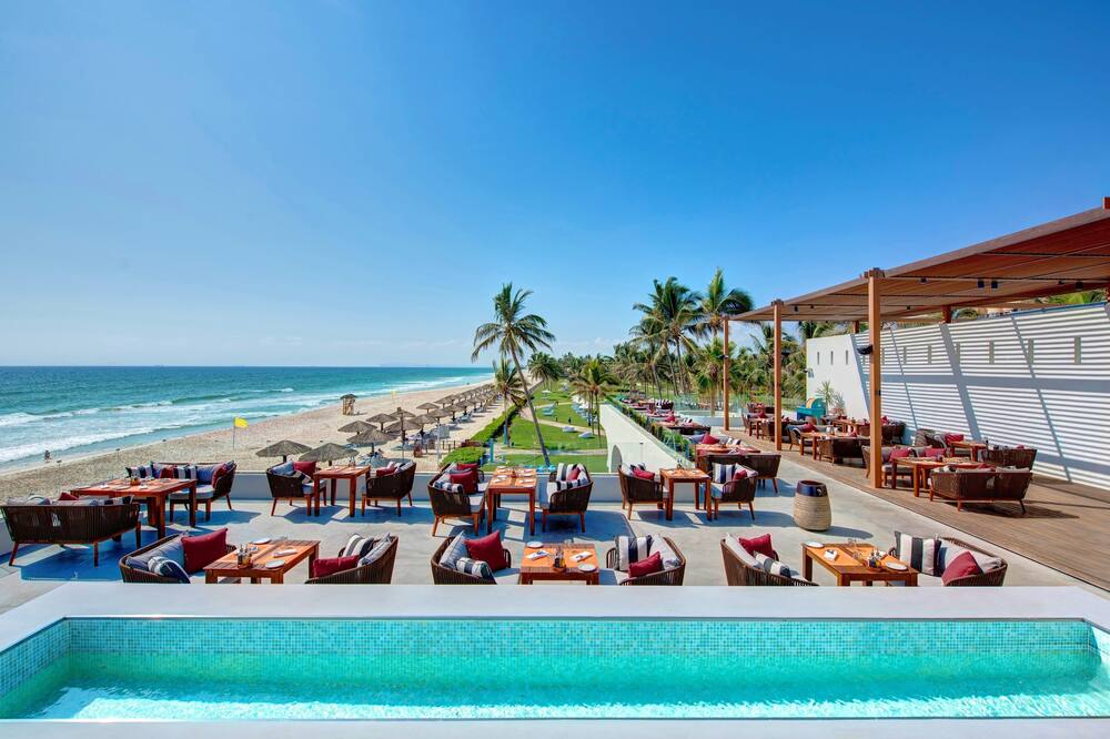 クラウンプラザ リゾート サラーラ バイ IHG 写真