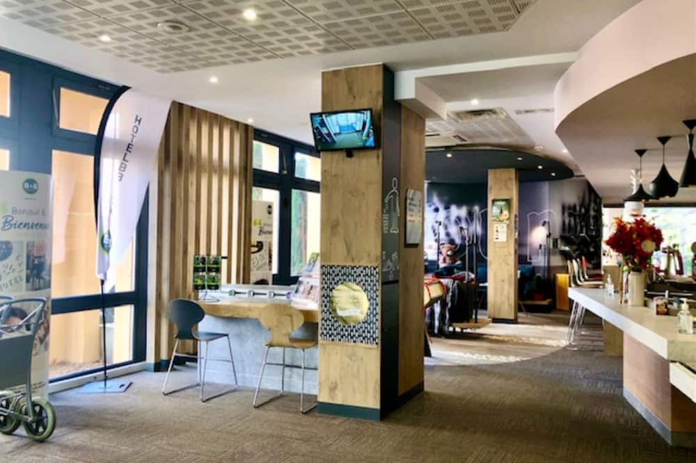 B&B HOTEL Chartres Centre Cathedrale 3 etoiles 写真