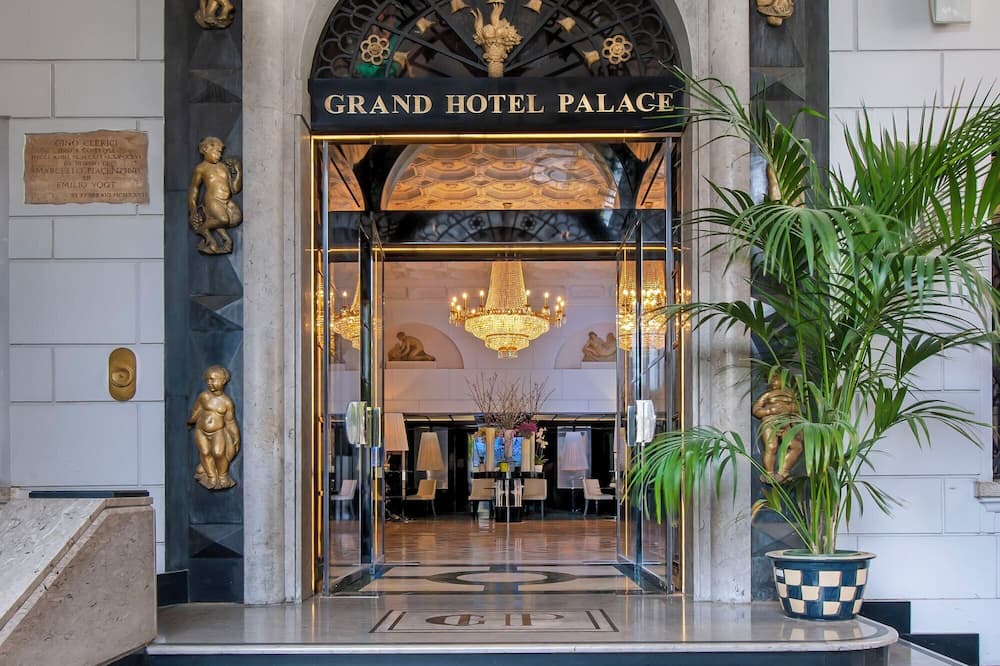 グランド ホテル パレス ローマ 写真