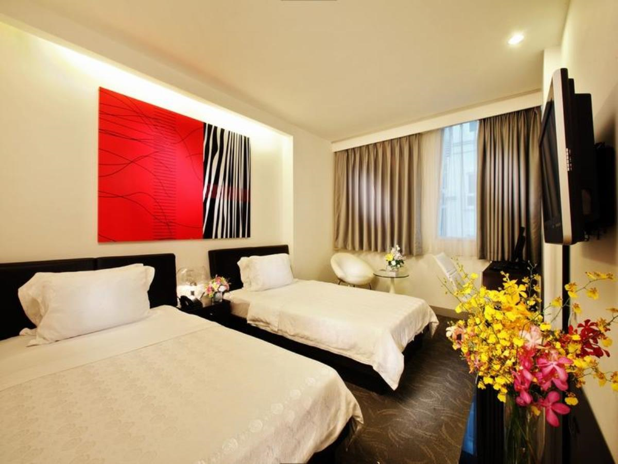 ザ ホワイト ホテル 8A チャイ ヴァン ラン 写真