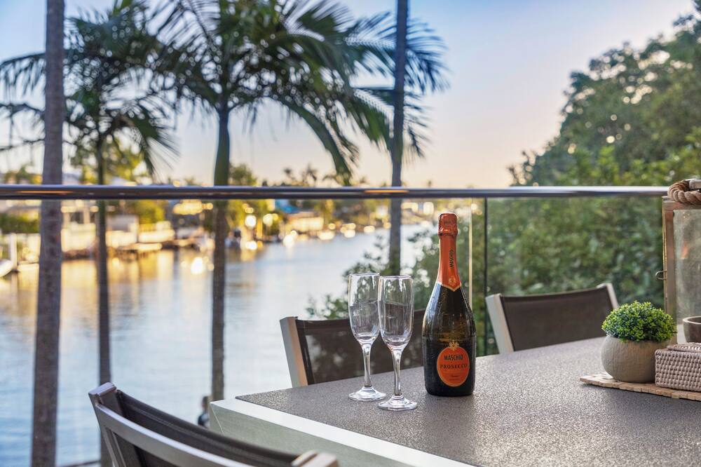 2 ヘイスティングス ストリート 写真