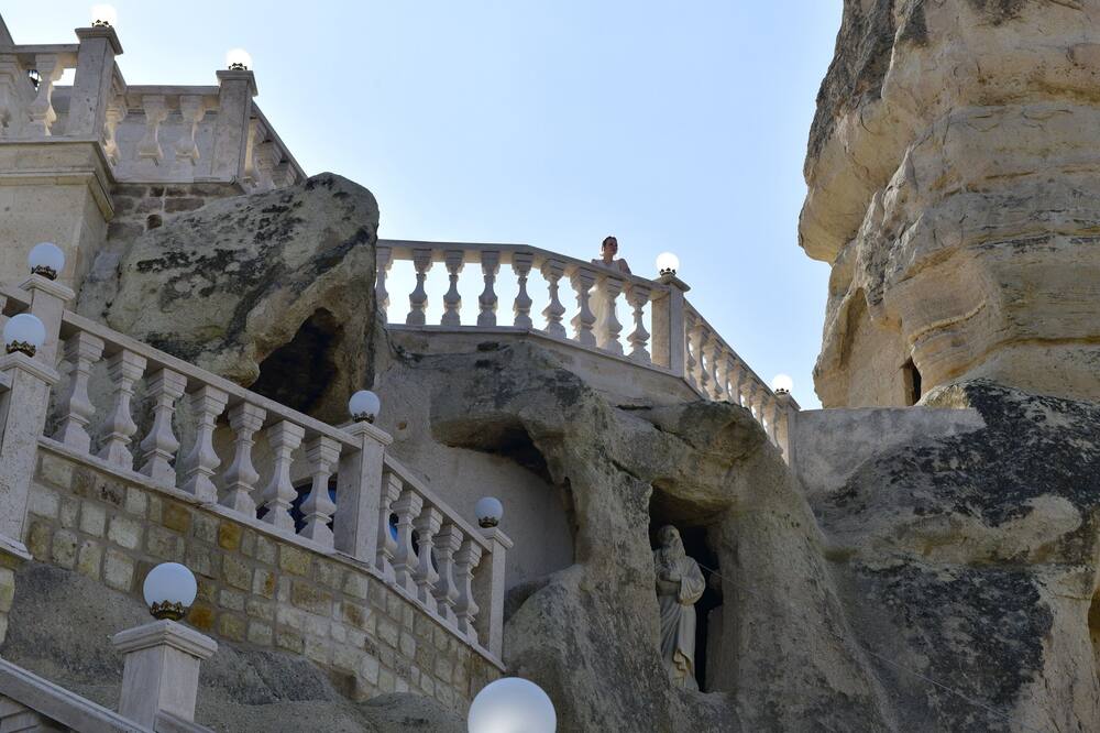サクレッド マンション 写真