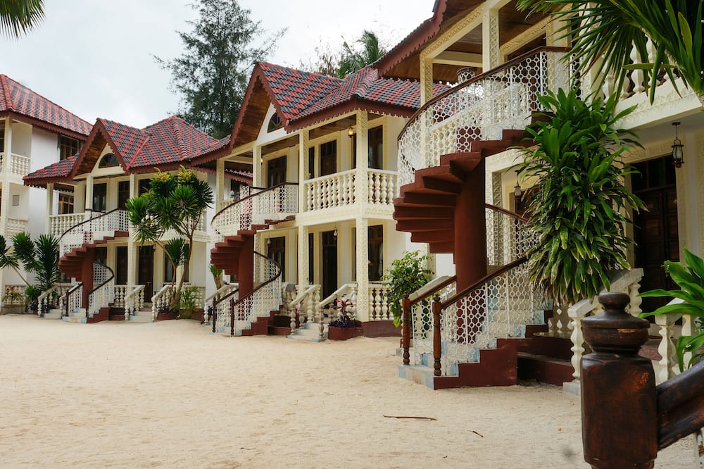 Smiles Beach Hotel 写真